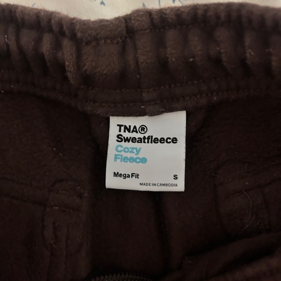 Tna cargo sweats - Picture 2 of 2